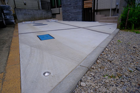 変形地をメリットに変えるカースペース