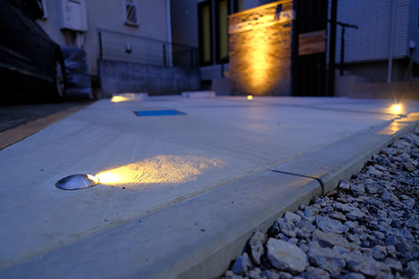 変形地をメリットに変えるカースペース